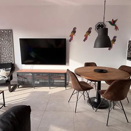 Paradise Sea View アパート *